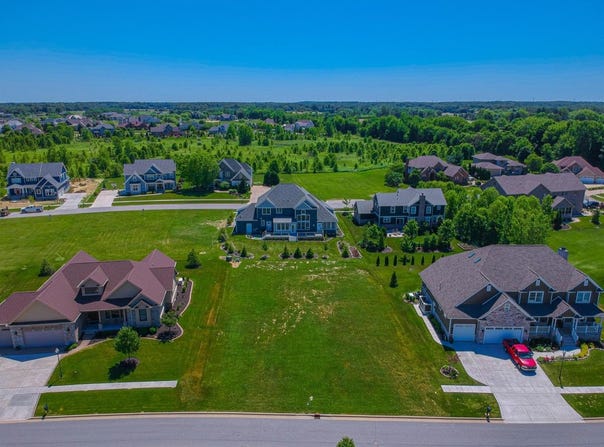 1915 Toms Court, Chesterton, IN 46304