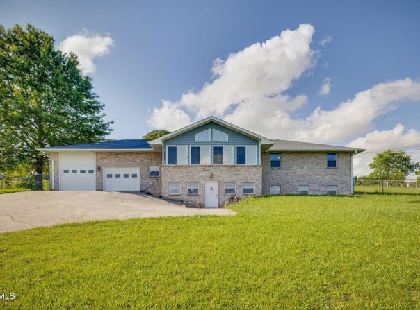 3808 Ford Drive, Kodak, TN 37764