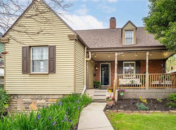 55 Evergreen Ter, Uniontown, PA 15401