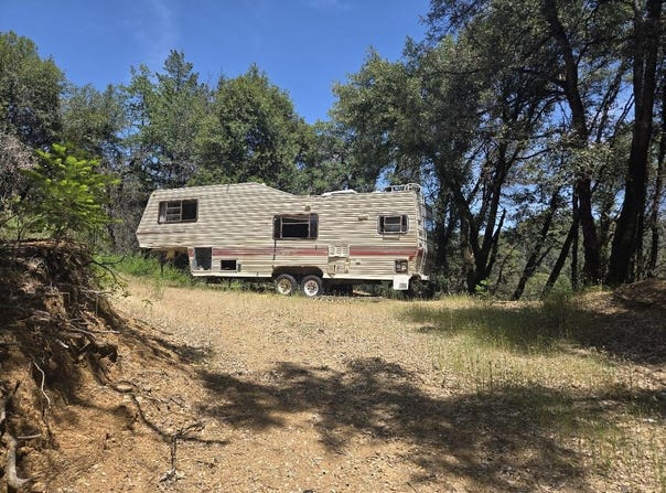 Fenders Ferry Road, Round Mountain, CA 96084