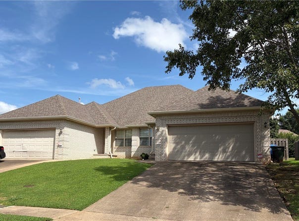 6241 & 6243 Milliken Bend, Fayetteville, AR 72704