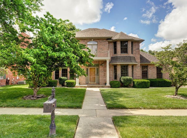 2411 W Dearborn Street, Springfield, MO 65807