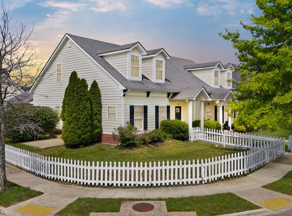 83 Falls Creek Drive, Georgetown, KY 40324