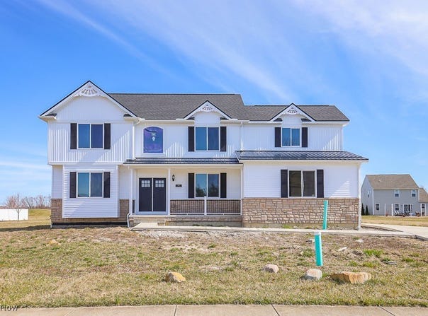 548 William Street, LaGrange, OH 44050