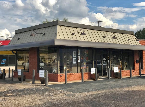 1210 E Grande Ave, Marshall, TX 75672
