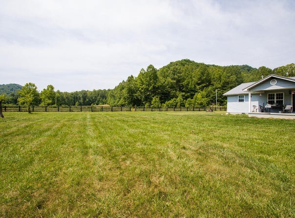 151 White Pine Lane, Vanceburg, KY 41179