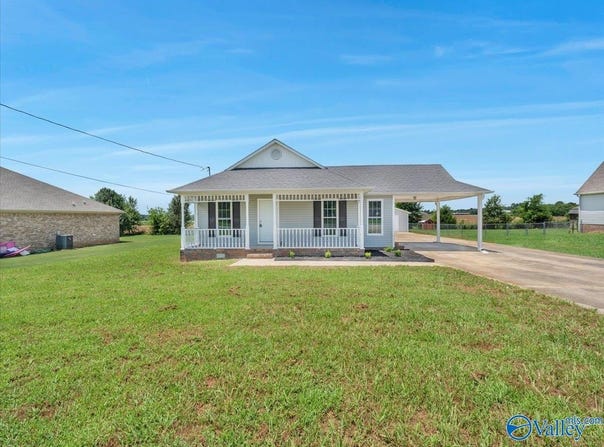 16355 Log Cabin Road, Athens, AL 35611