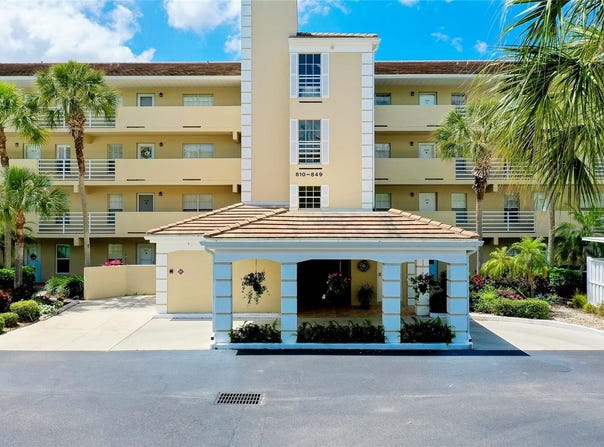 845 WEXFORD BOULEVARD, VENICE, FL 34293