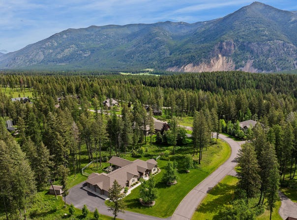 74 Wood Ridge Drive, Columbia Falls, MT 59912