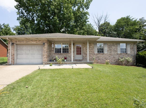 6722 MUIRFIELD Court, Newburgh, IN 47630