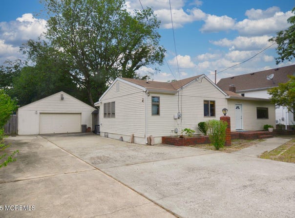 1111 River Avenue, Point Pleasant, NJ 08742