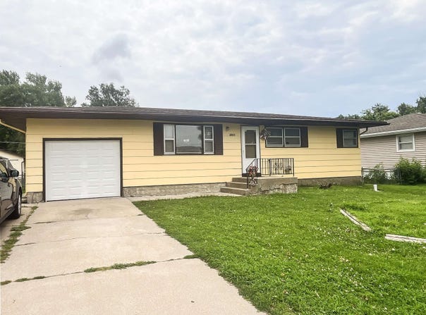 2853 39th Avenue, Columbus, NE 68601
