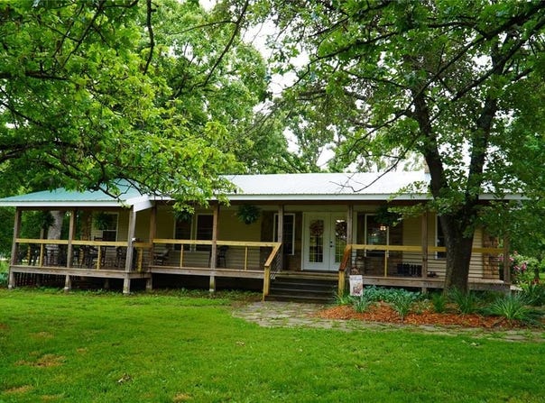 31514 Old Highway 5, Lebanon, MO 65536
