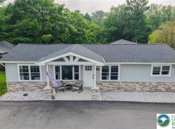 3695 Mountain View Drive, Lehigh Twp, PA 18038