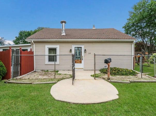 315 LEEDOM AVE, BRISTOL, PA 19007