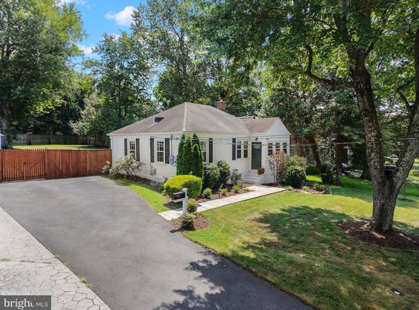 2909 FAIRMONT STREET, FALLS CHURCH, VA 22042