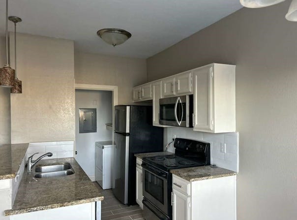 4113 Esters Road, Irving, TX 75038