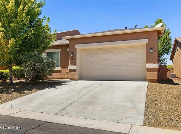 6737 E Hetley Place, Prescott Valley, AZ 86314