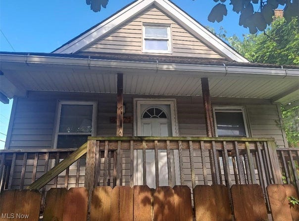 2071 W 45th Street, Cleveland, OH 44102