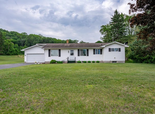 107 Oak Street, Necedah, WI 54646