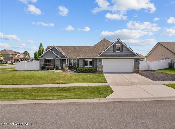 3298 W Ranero Dr, Coeur d'Alene, ID 83815