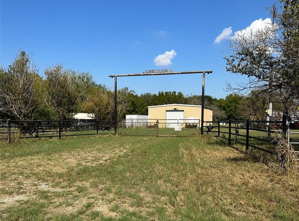 853 CR 206, Bremond, TX 76629