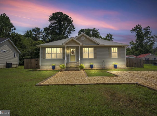 233 STRATFORD DRIVE, COLONIAL BEACH, VA 22443