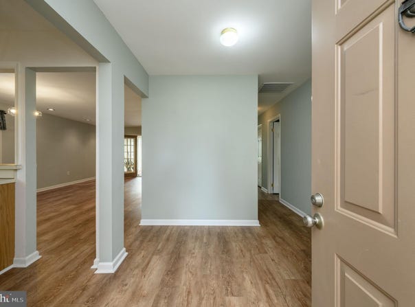 65 LAKE VIEW TERRACE, COLUMBUS, NJ 08022