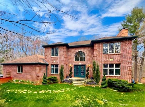 118 Carrs Trail, Coventry, RI 02827