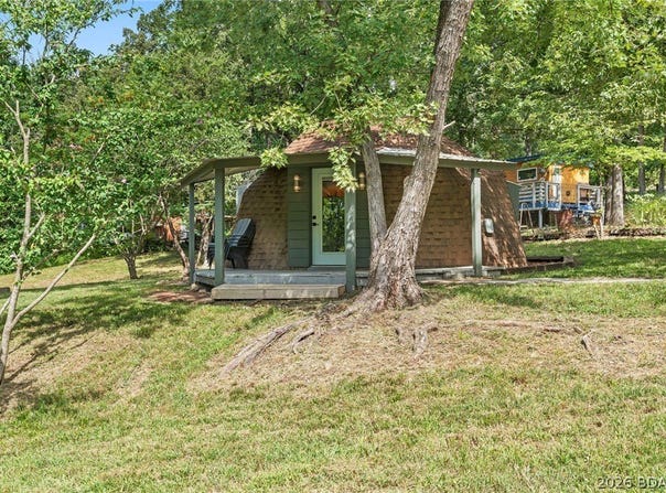 34329 Ivy Bend Road, Stover, MO 65078
