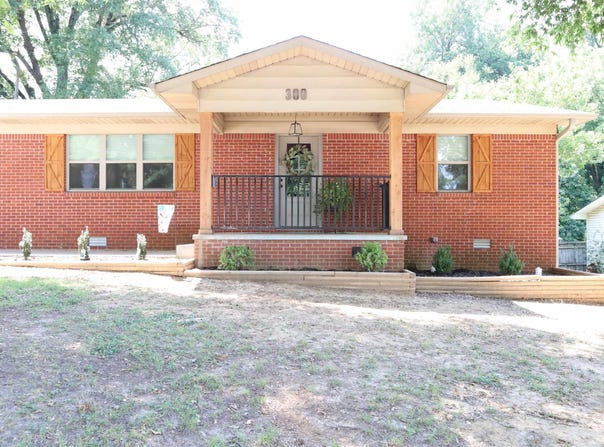 300 N 7th Street, Paragould, AR 72450