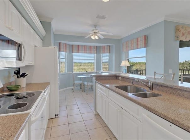 8610 Cedar Hammock, NAPLES, FL 34112