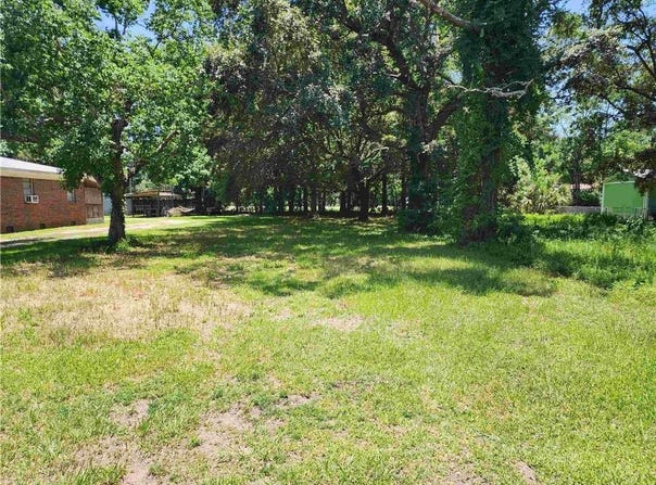 911 Cadillac Avenue, Dauphin Island, AL 36528