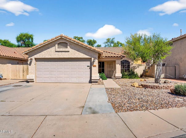 1040 W SEAGULL Drive, Chandler, AZ 85286