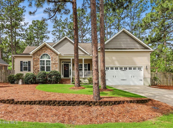 15 Wampanoag Lane, Pinehurst, NC 28374
