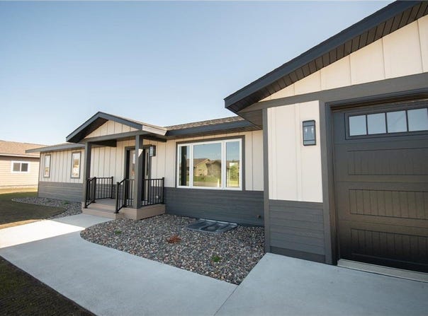 346 Halfaday Drive, Sauk Centre, MN 56378