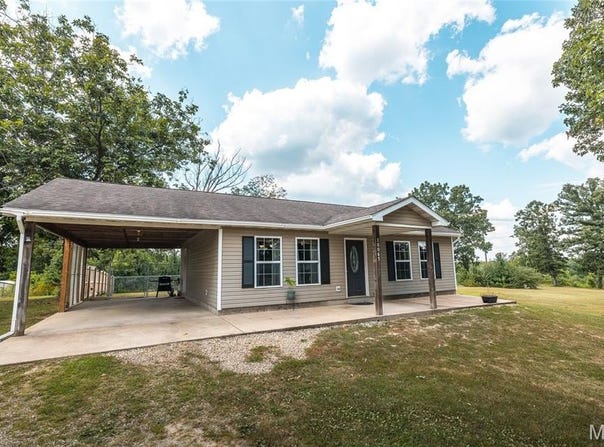 10065 County Road 8170, Newburg, MO 65550