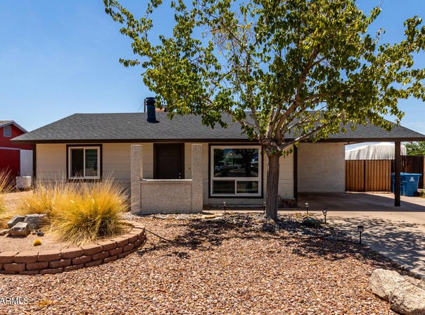 261 W 21ST Avenue, Apache Junction, AZ 85120