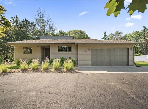 11409 Bren Road, Minnetonka, MN 55343