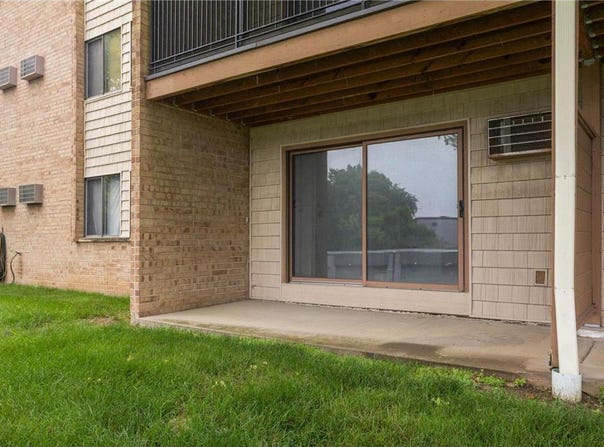1903 Silver Bell Road, Eagan, MN 55122