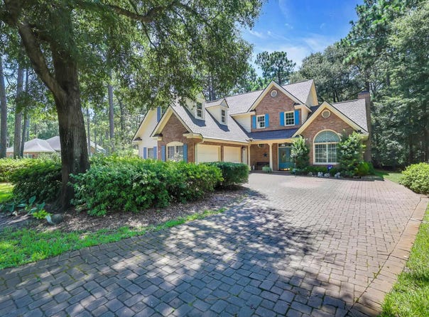 38 Saint Annes Pl., Pawleys Island, SC 29585
