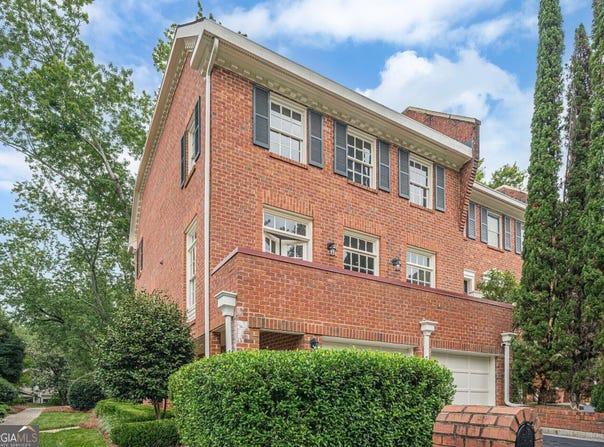 420 Jefferson Circle, Sandy Springs, GA 30328