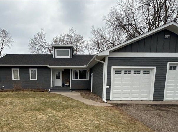 16161 6th Street N, Lakeland, MN 55043