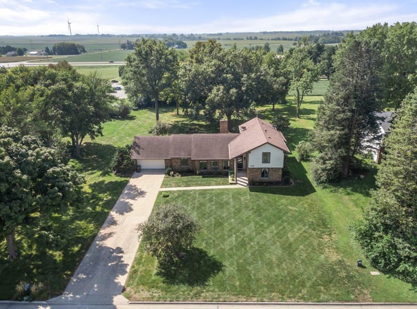2321 Iowa Street, Perry, IA 50220