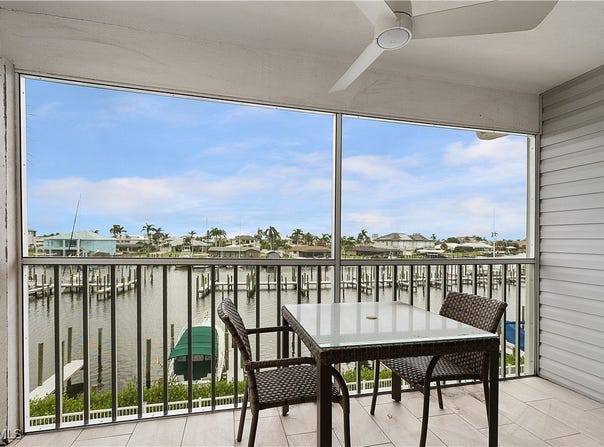 18068 San Carlos Boulevard unit: 526, Fort Myers Beach, FL 33931