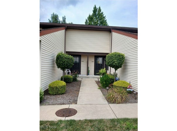 32647 Jefferson Drive unit: 47, Solon, OH 44139