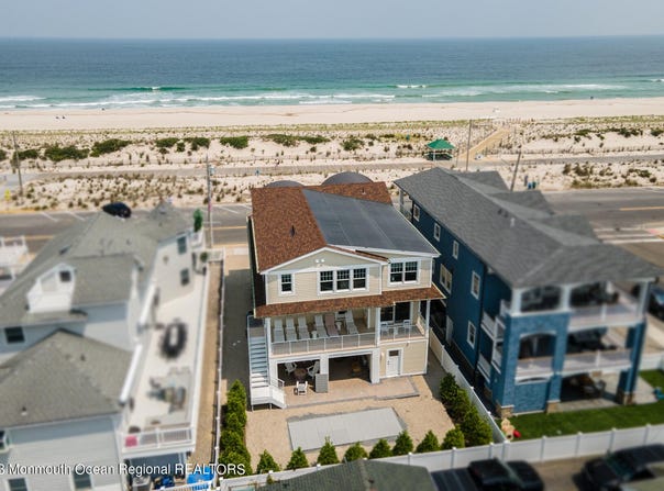 1005 N Ocean Avenue, Seaside Park, NJ 08752