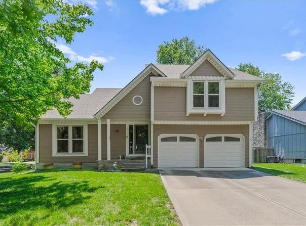 9111 Allman Road, Lenexa, KS 66219