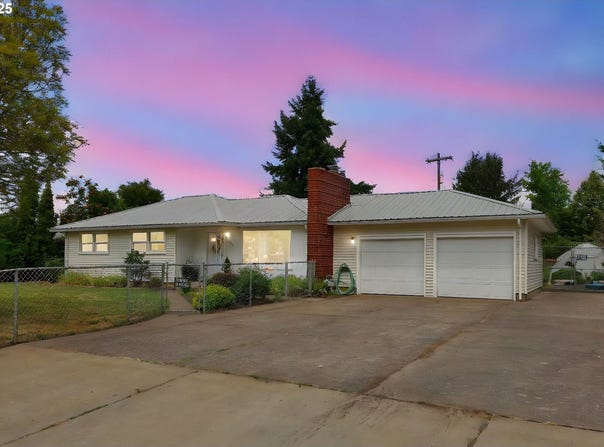 3451 ELMIRA RD, Eugene, OR 97402