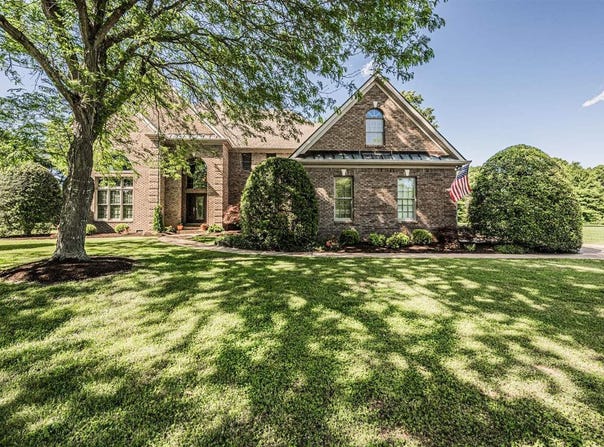1818 Todd Trace Court, Bowling Green, KY 42103